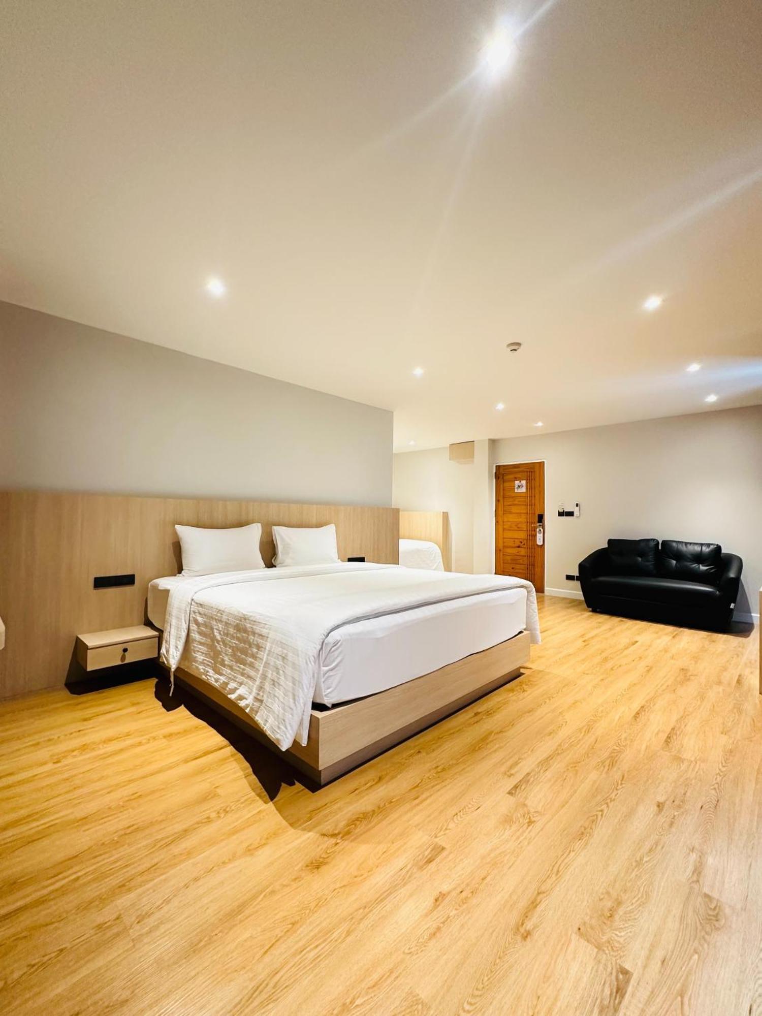 V1 Boutique Hotel Καντσαναμπούρι Εξωτερικό φωτογραφία