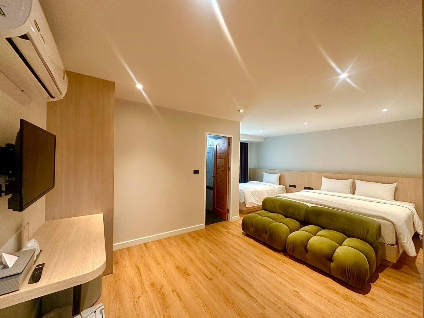 V1 Boutique Hotel Καντσαναμπούρι Εξωτερικό φωτογραφία